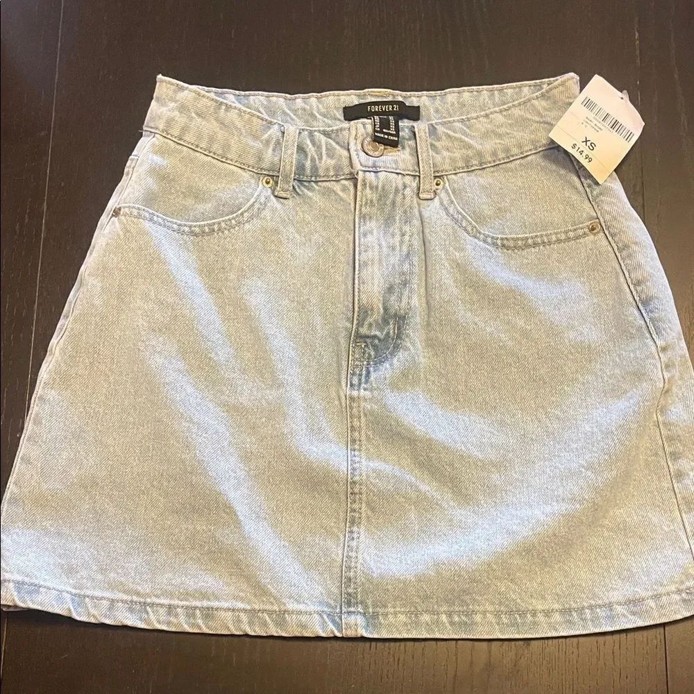 Forever 21 Light Blue Denim Skirt xs NWT